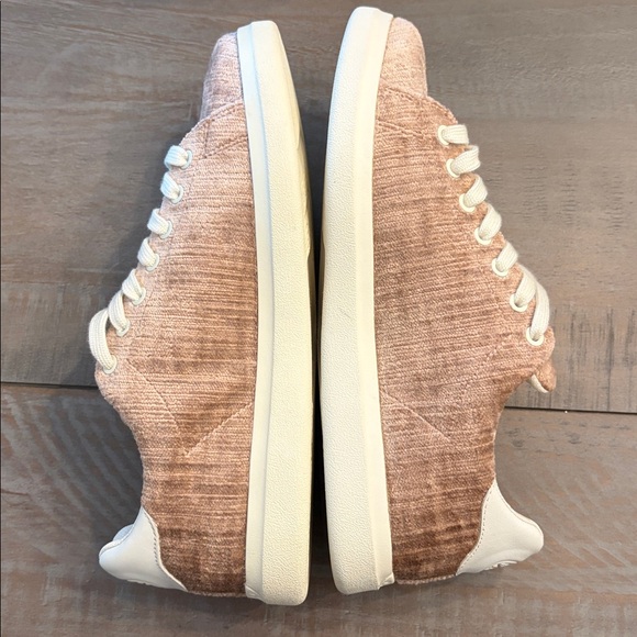 Tory Burch Howell Court Sneakers Mauve Women's
Size 8 M - Picture 3 of 5